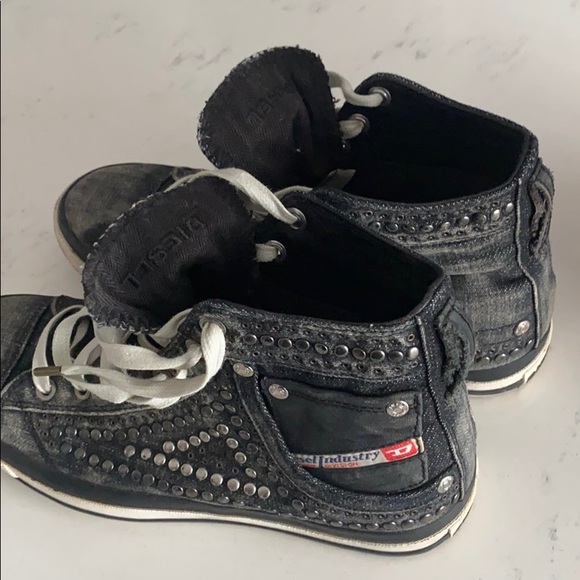 Authentic diesel shoes in great condition!! - Picture 4 of 5